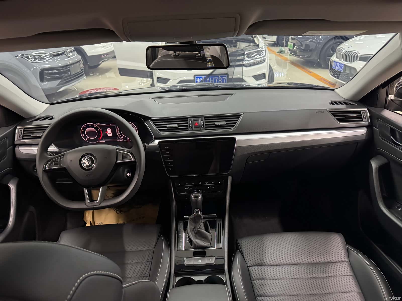 Skoda Superb, 2024 7