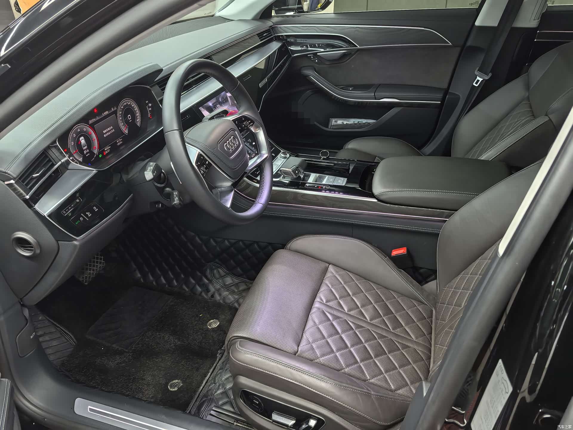 Audi A8L, 2023 3