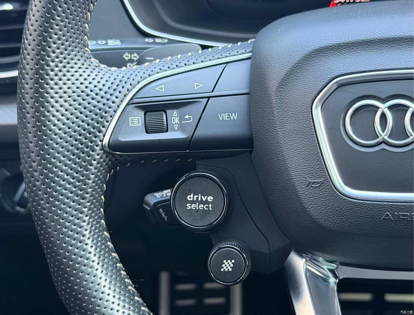 Audi Q5L, 2022 16