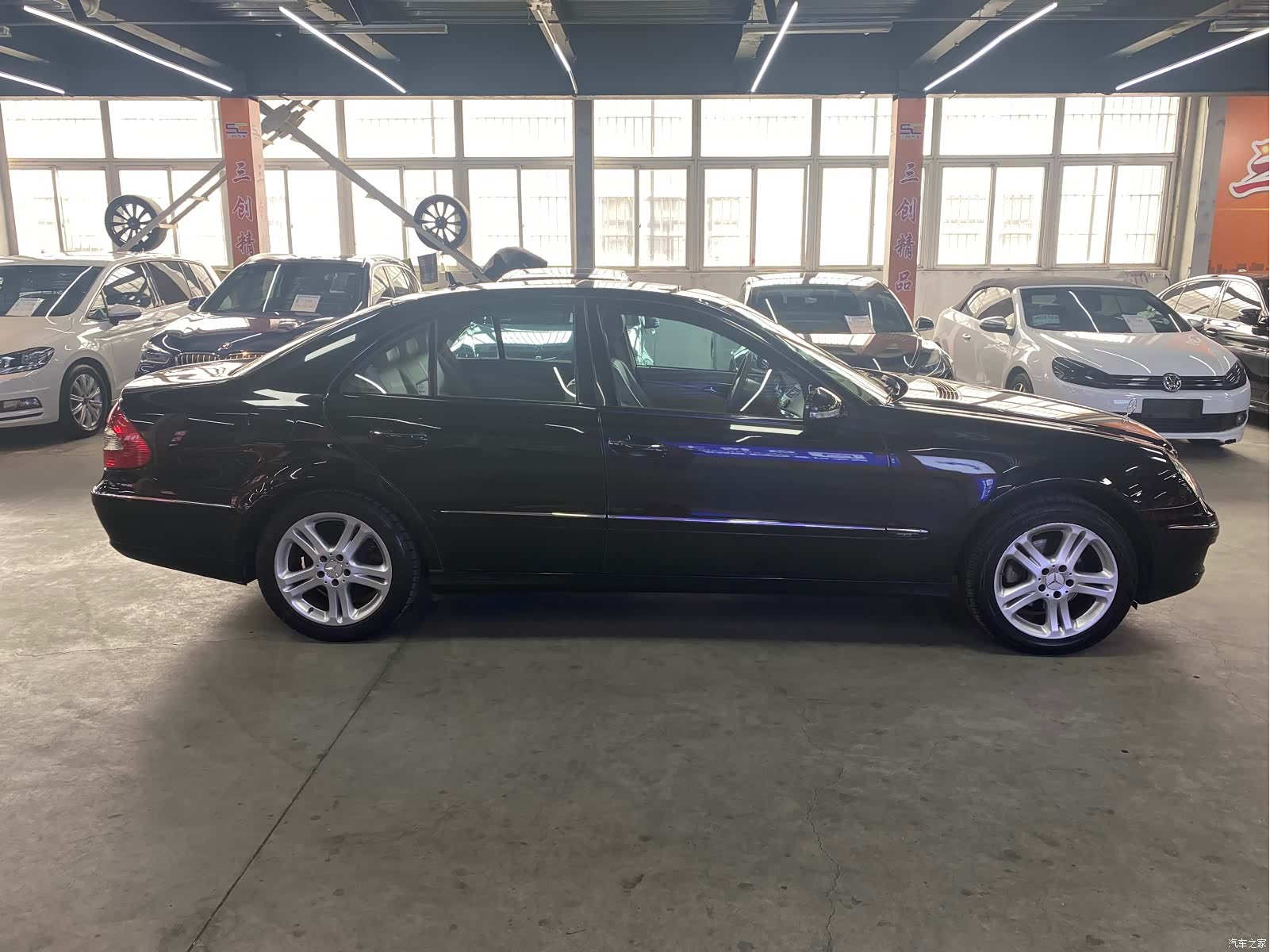 Mercedes-Benz E-Class, 2008 4