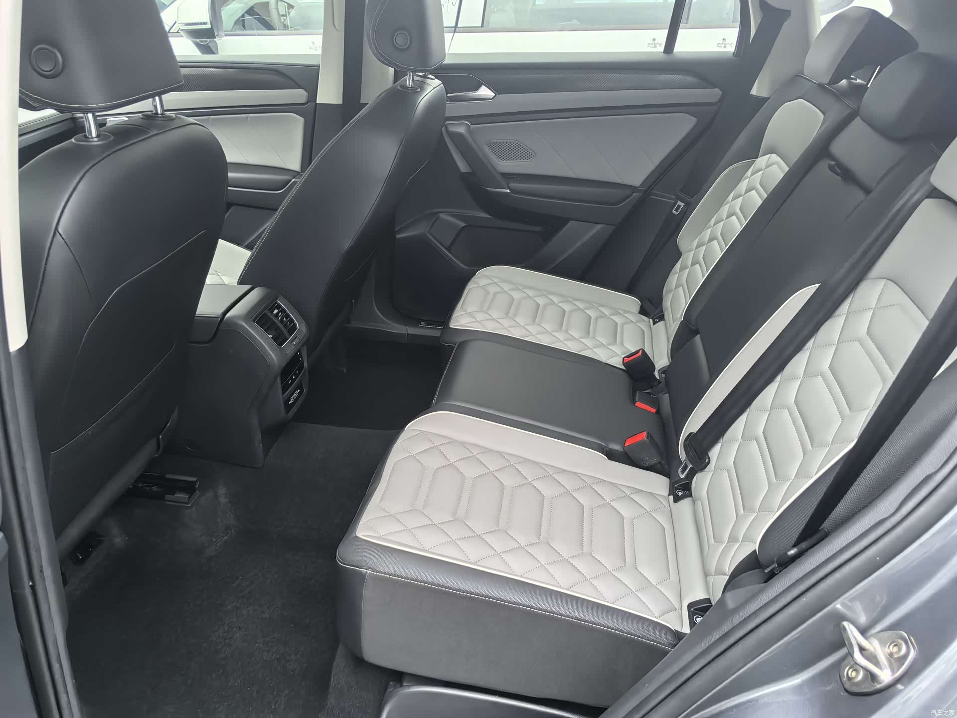 Volkswagen Tayron, 2024 6