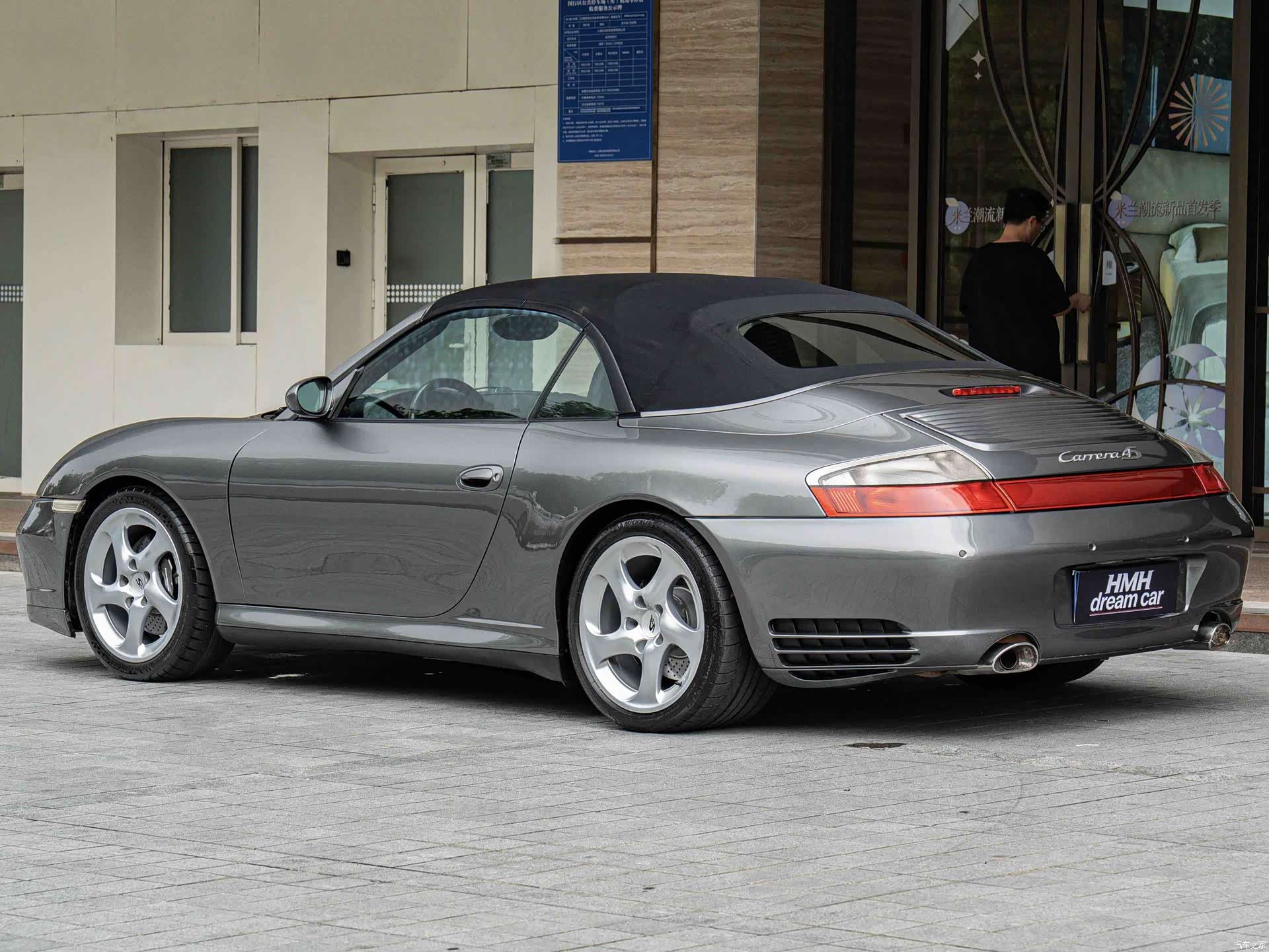Porsche 911, 2004 10