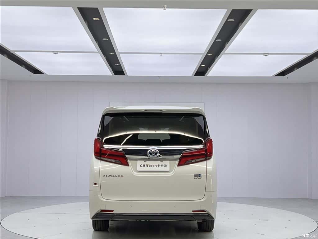 Toyota Alphard, 2020 4