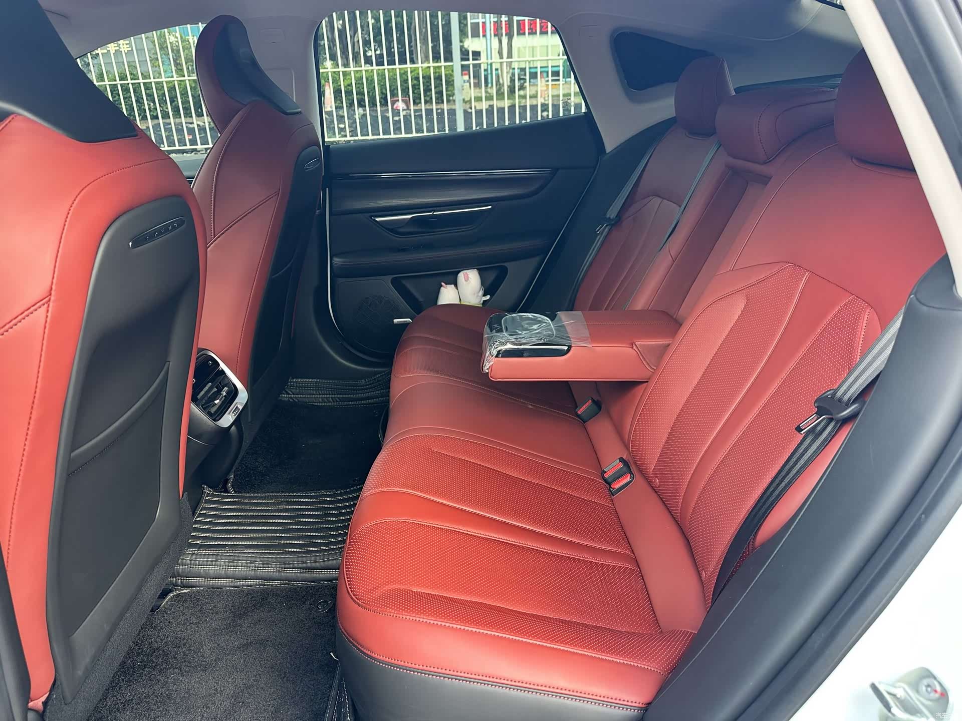 Xpeng P7, 2021 20