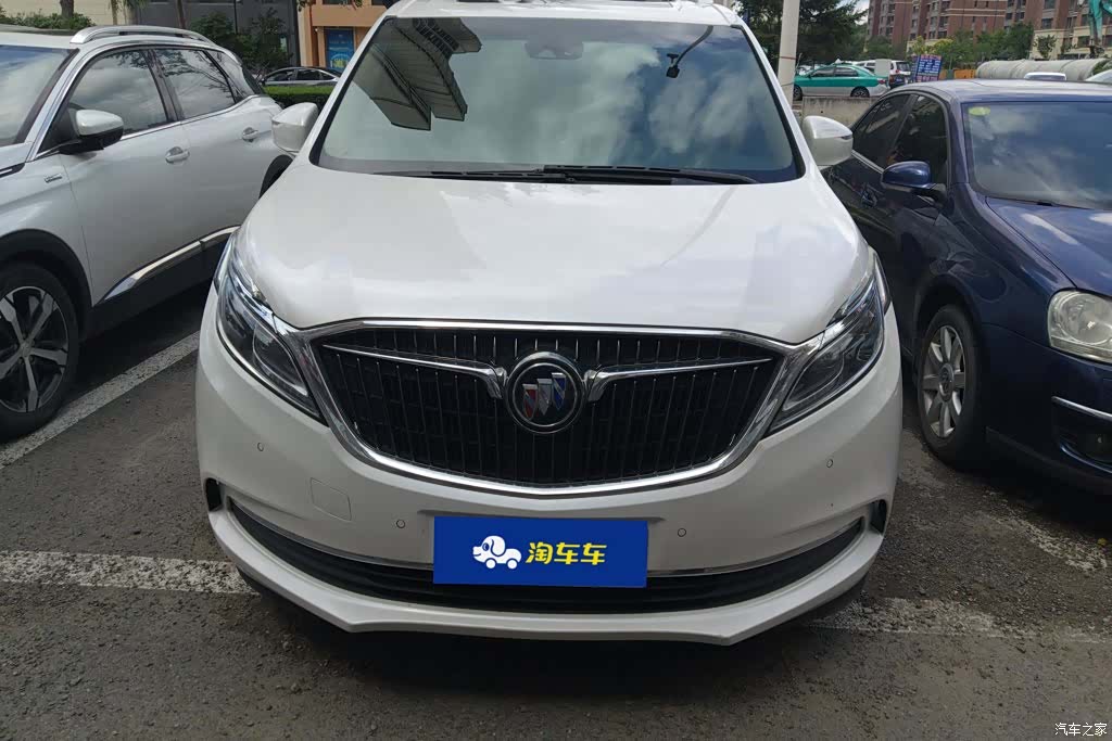 Buick GL8, 2017 2