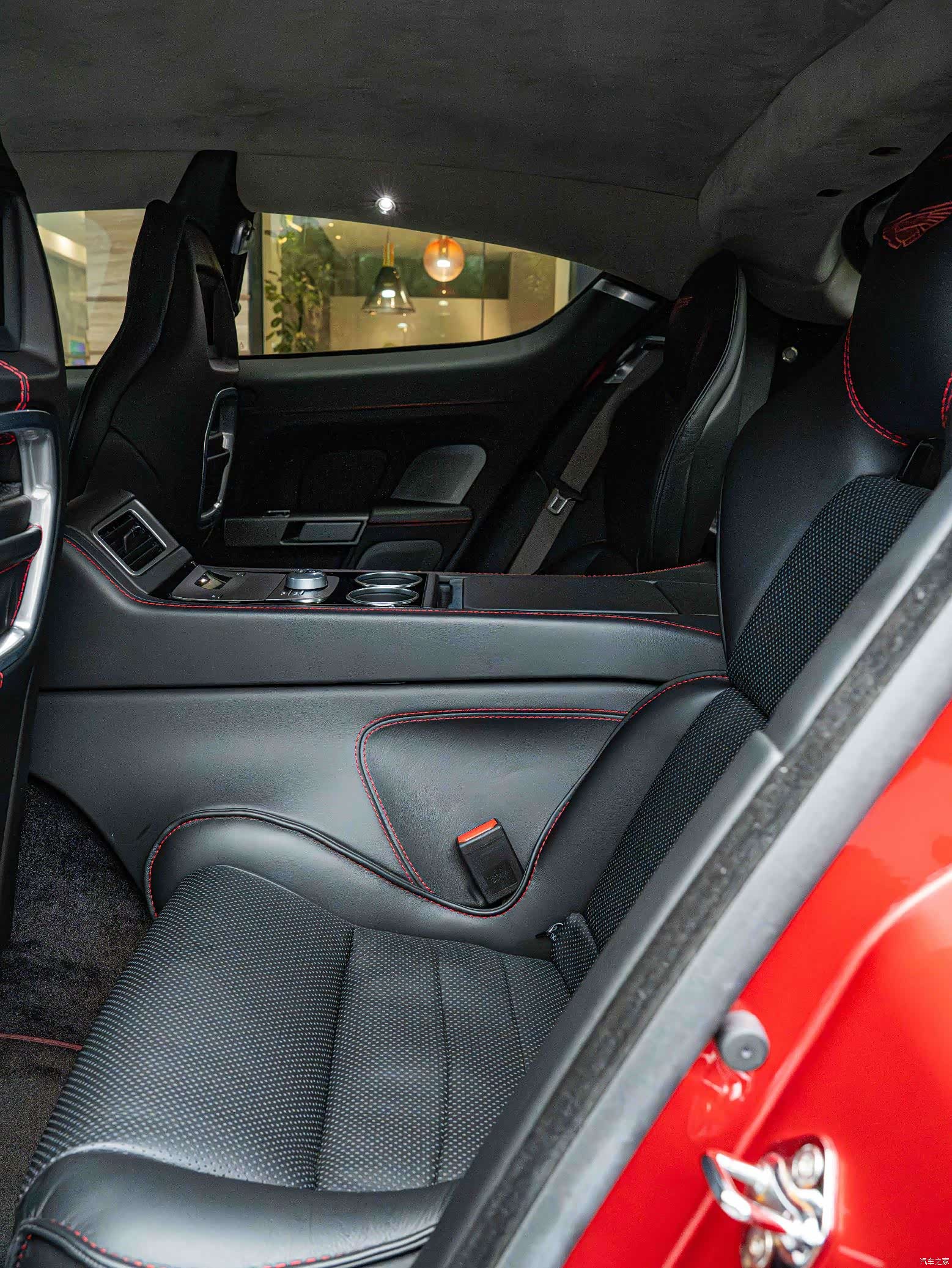 Aston Martin Rapide, 2014 18