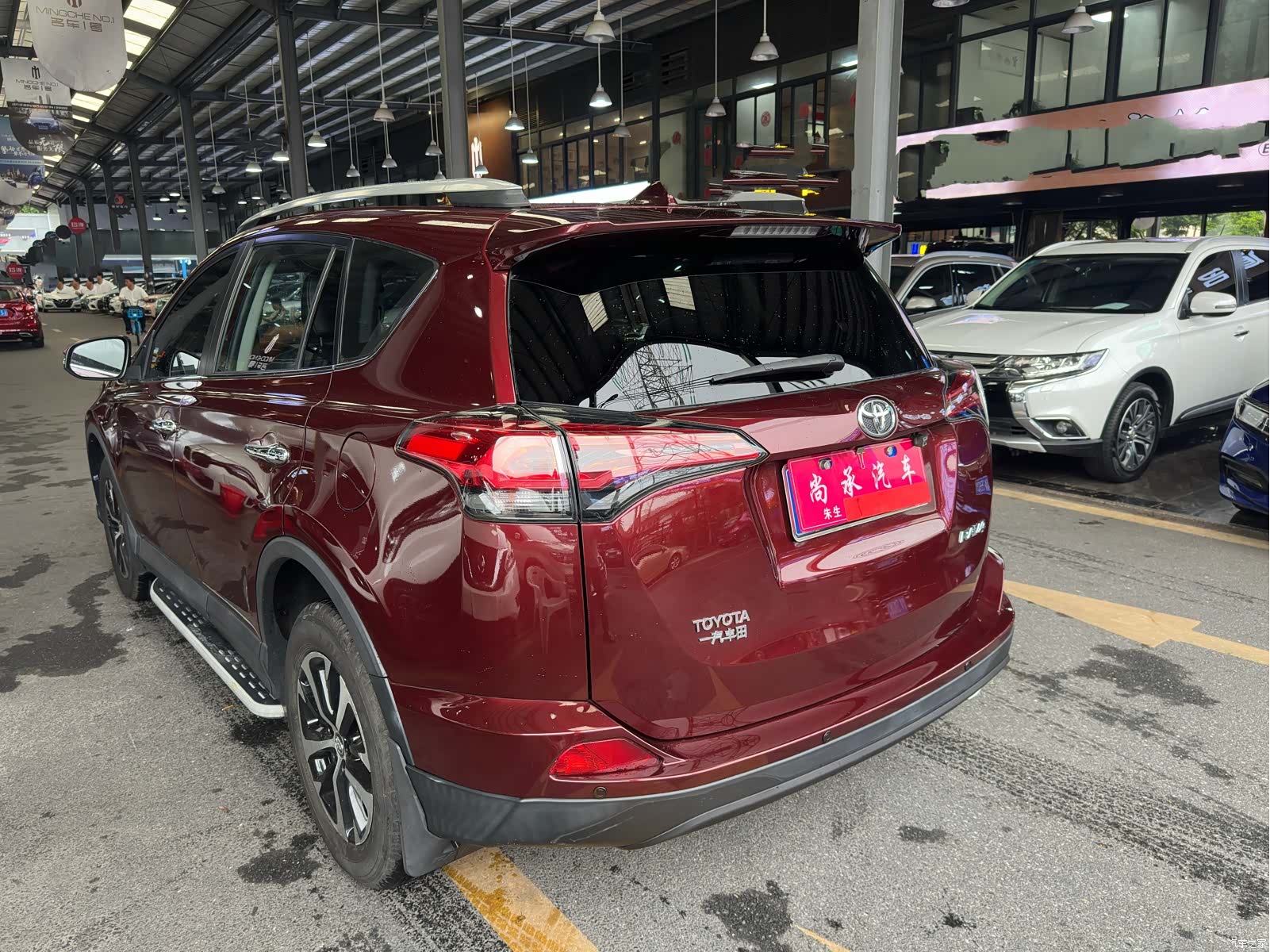 Toyota RAV4, 2017 4