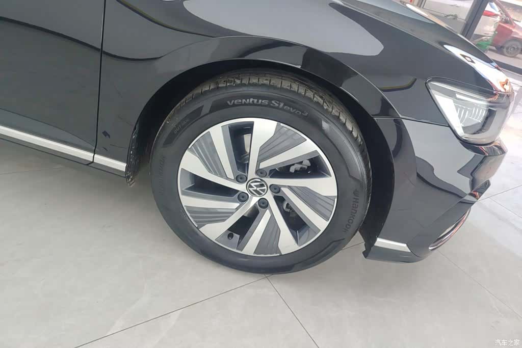 Volkswagen Magotan, 2023 6