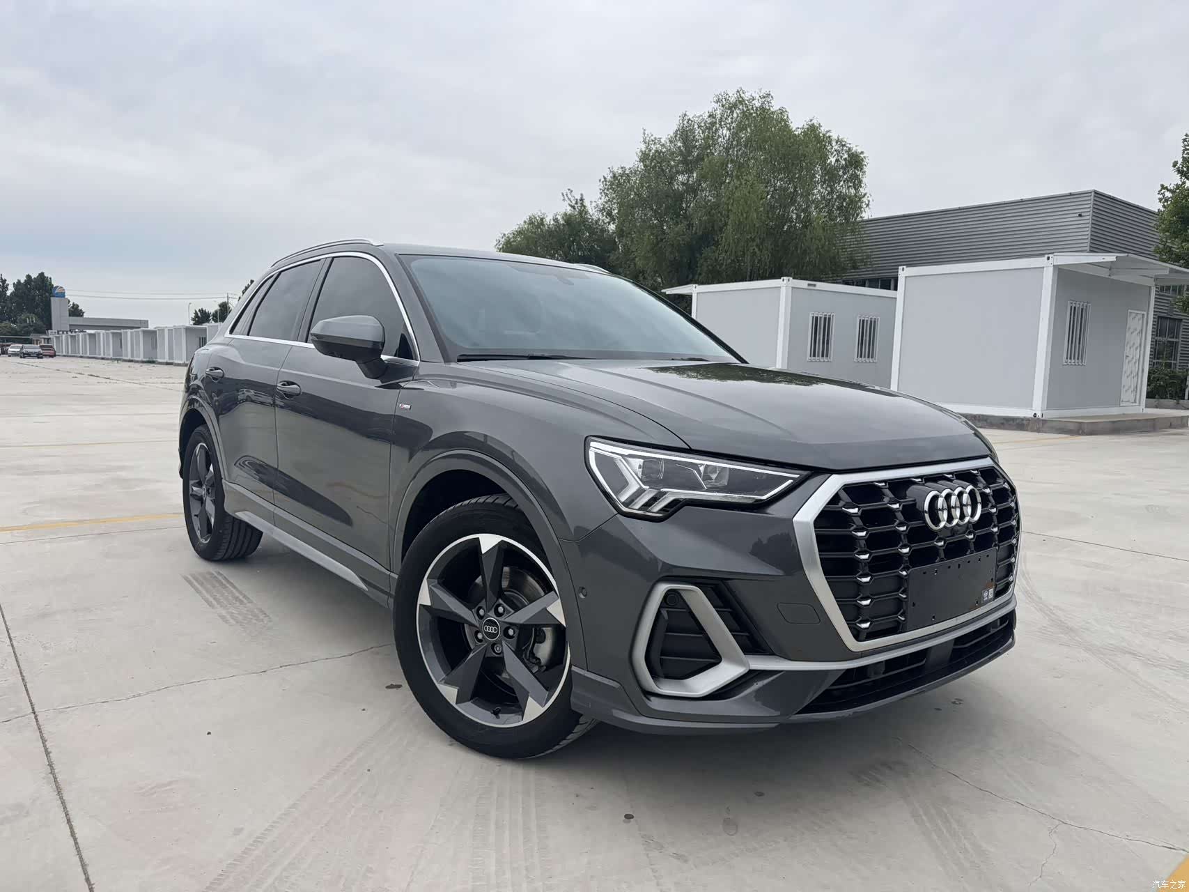 Audi Q3, 2023 3
