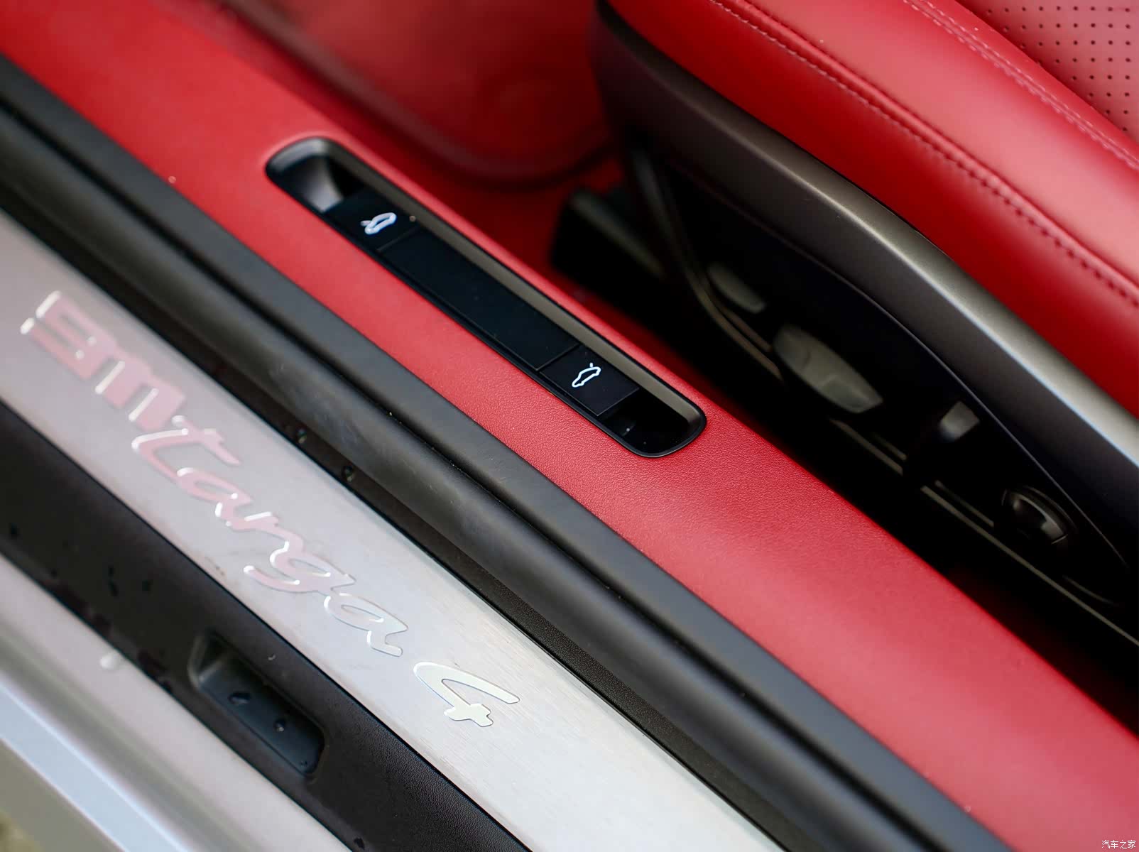 Porsche 911, 2023 12