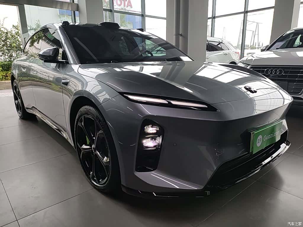 NIO ET5, 2025 4