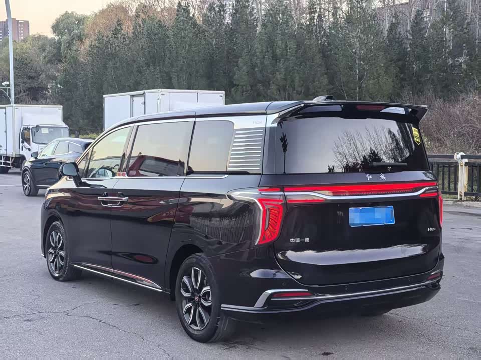 Hongqi HQ9