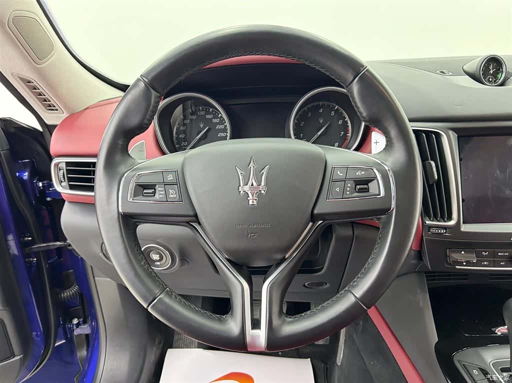 Maserati Levante, 2018 13