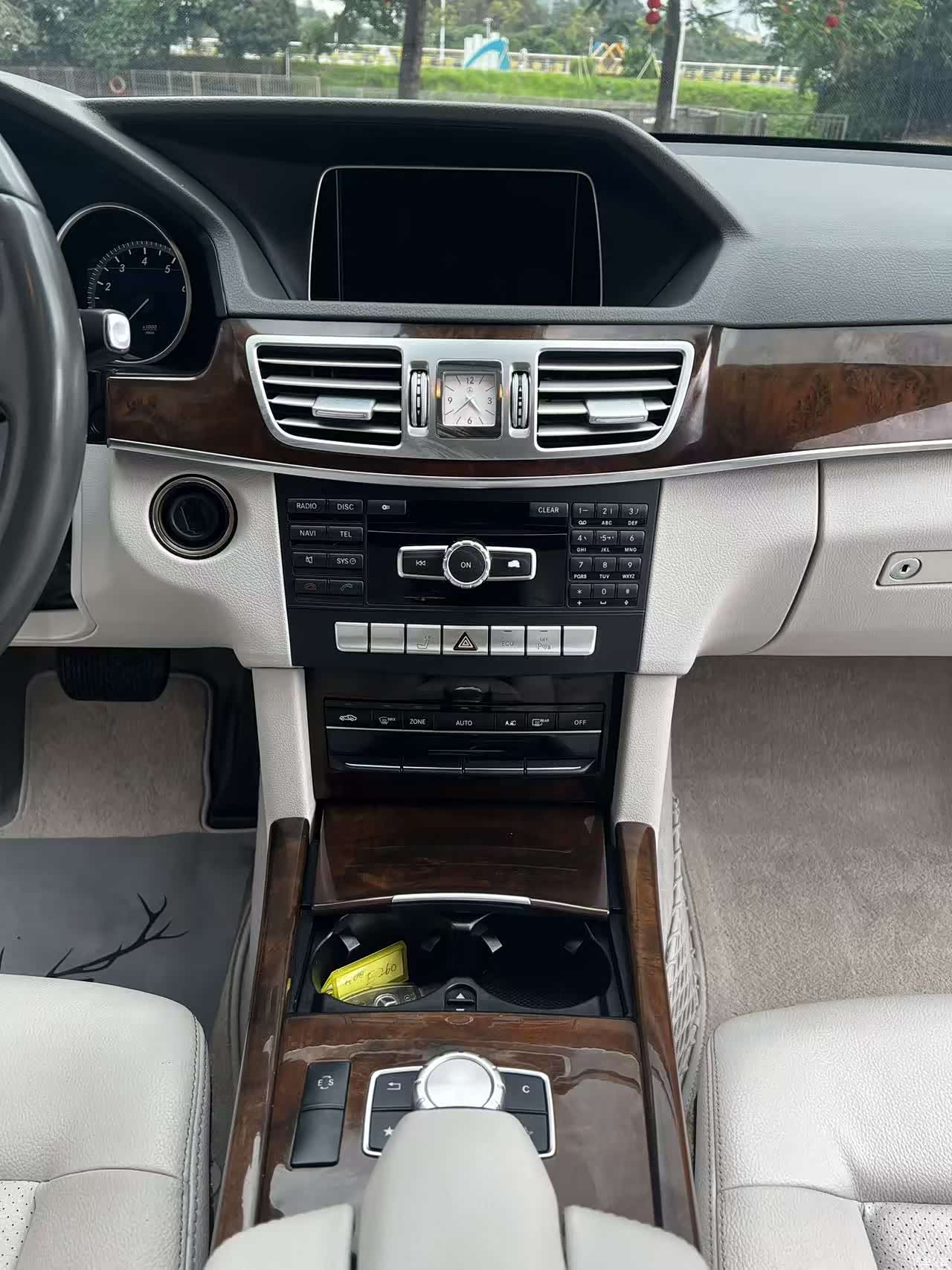 Mercedes-Benz E-Class, 2014 17