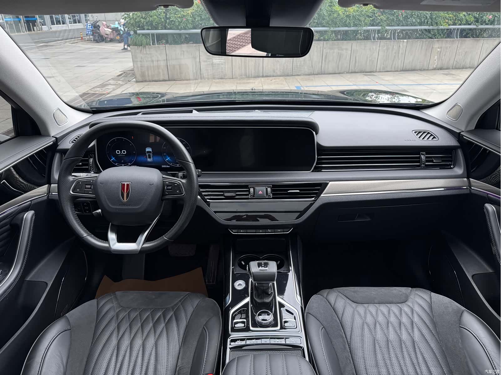 Hongqi HS5, 2022 15