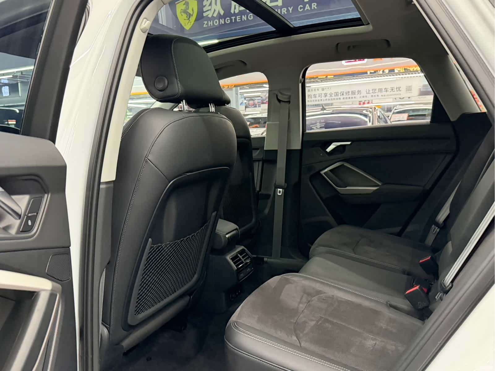 Audi Q3, 2023 8