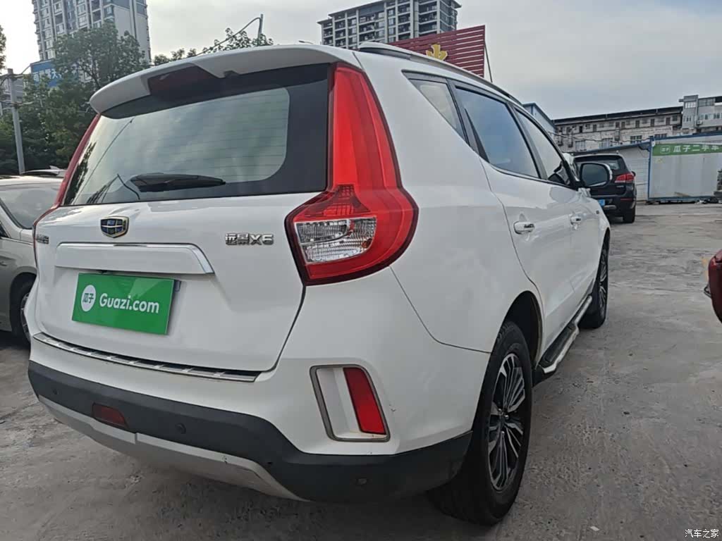 Geely X6, 2017 7