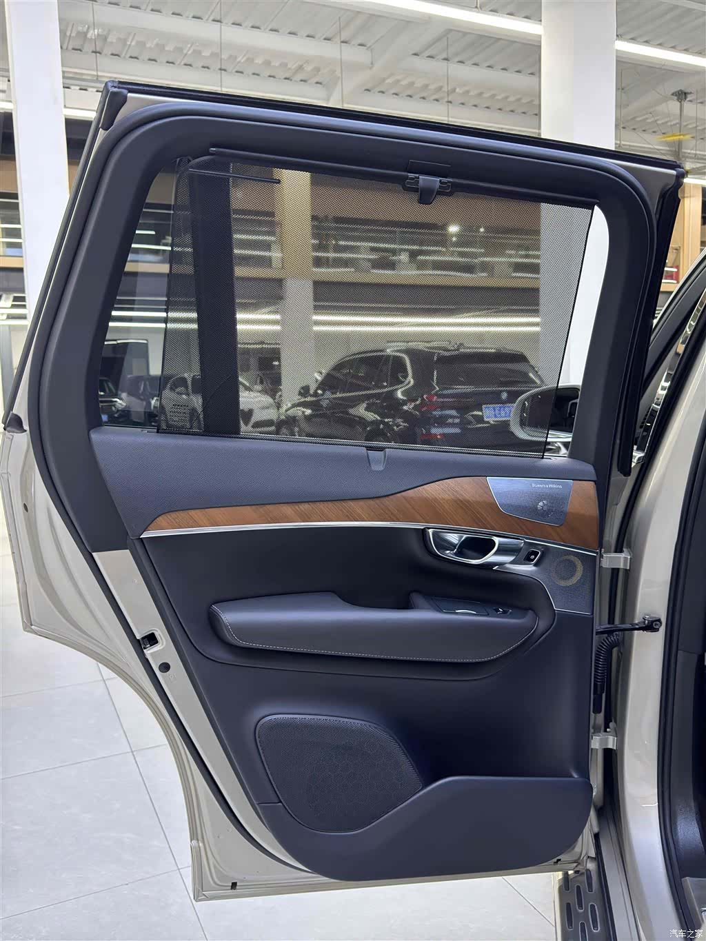 Volvo XC90, 2016 13