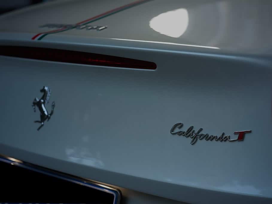 Ferrari California T
