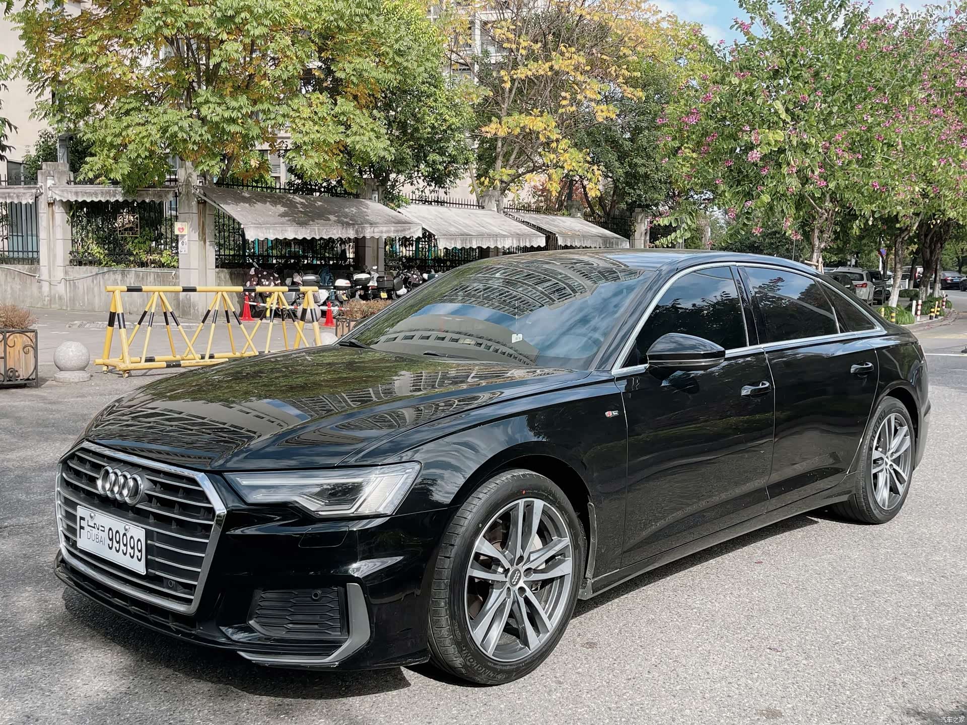 Audi A6L, 2020 3