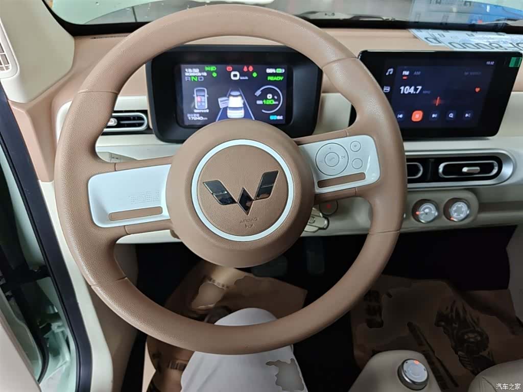 Wuling MINIEV, 2024 11