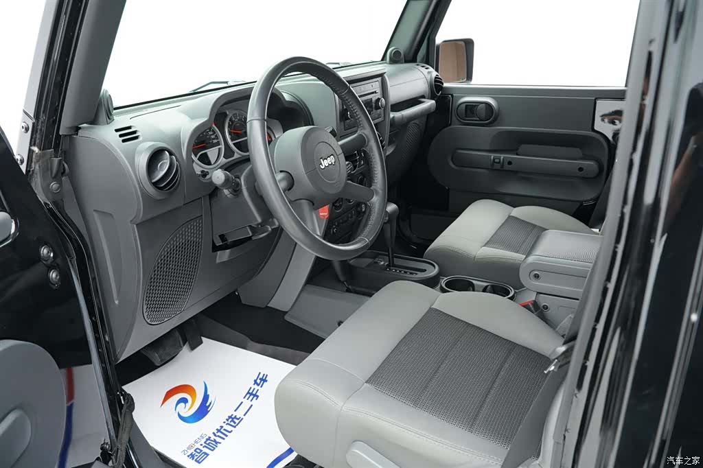 Jeep Wrangler, 2010 7
