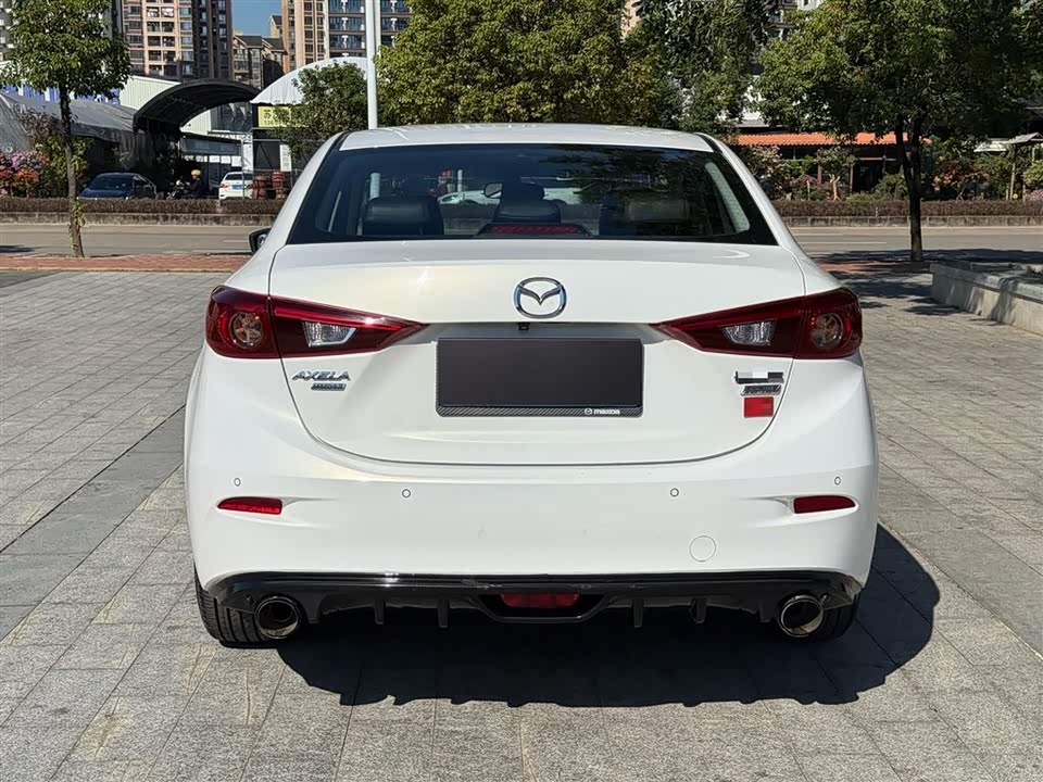 Mazda 3 Angkesaila