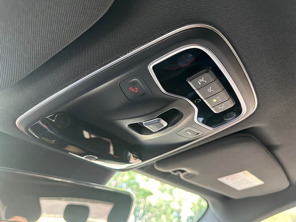 Lynk & Co 02 Hatchback