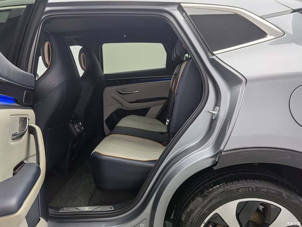 BYD Song, 2022 15