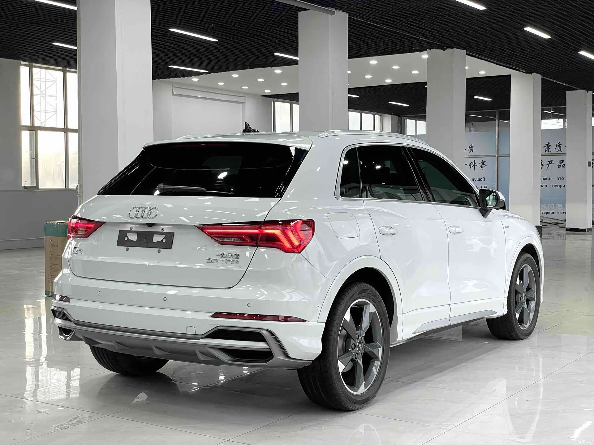 Audi Q3, 2022 6