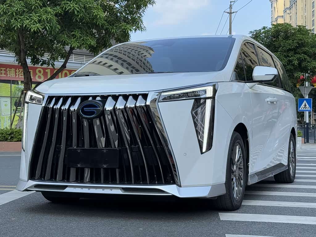 GAC M8