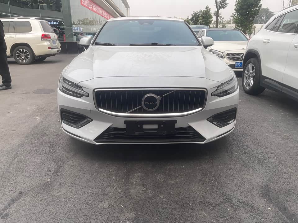 Volvo S60