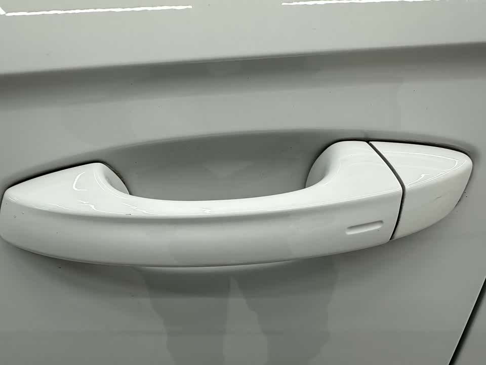 Volkswagen T-ROC exploring Songs