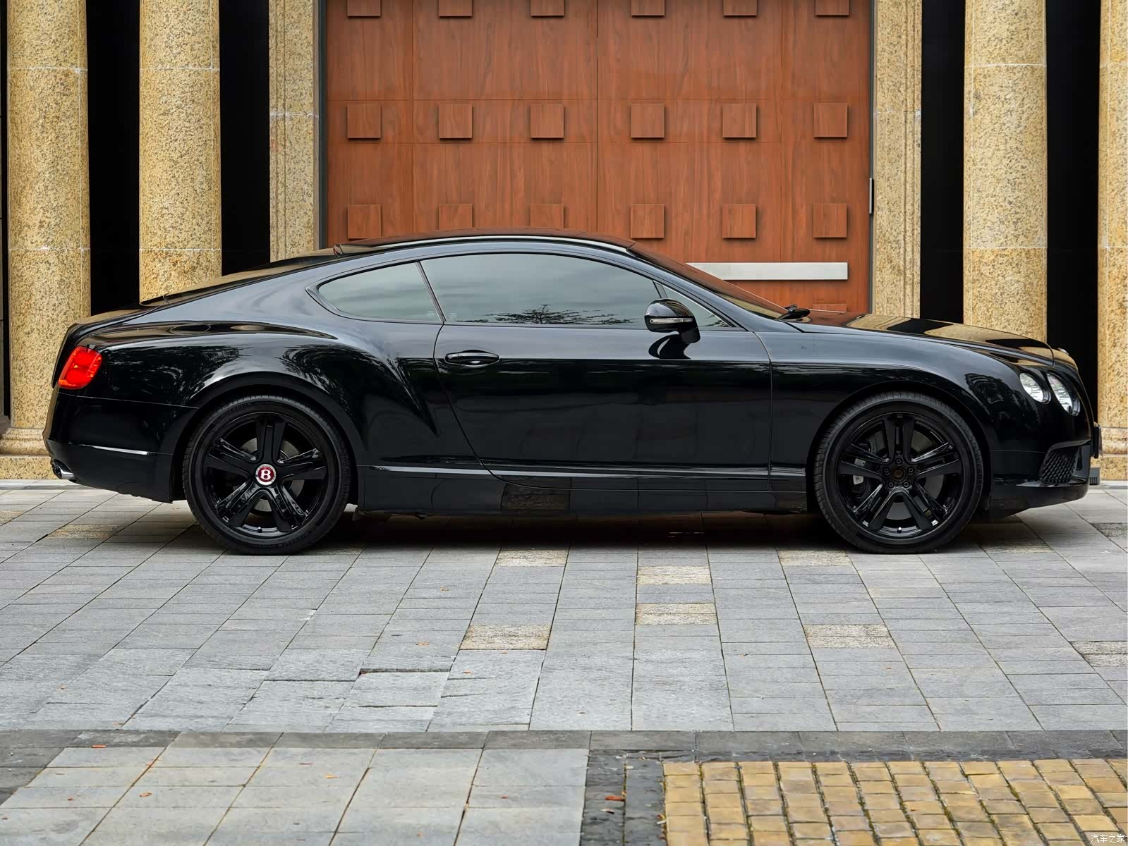 Bentley Continental GT, 2013 4