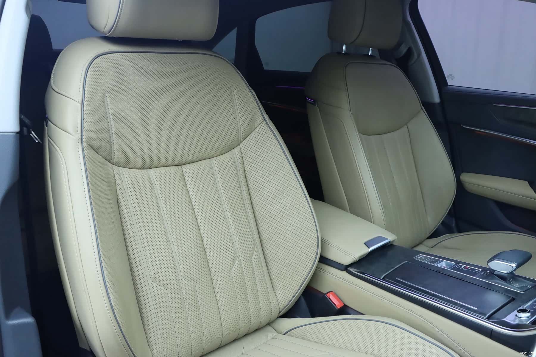 Audi A6L, 2021 10