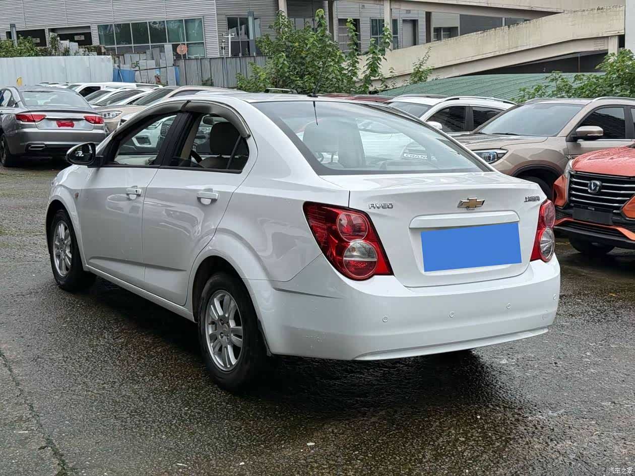 Chevrolet SE, 2014 9