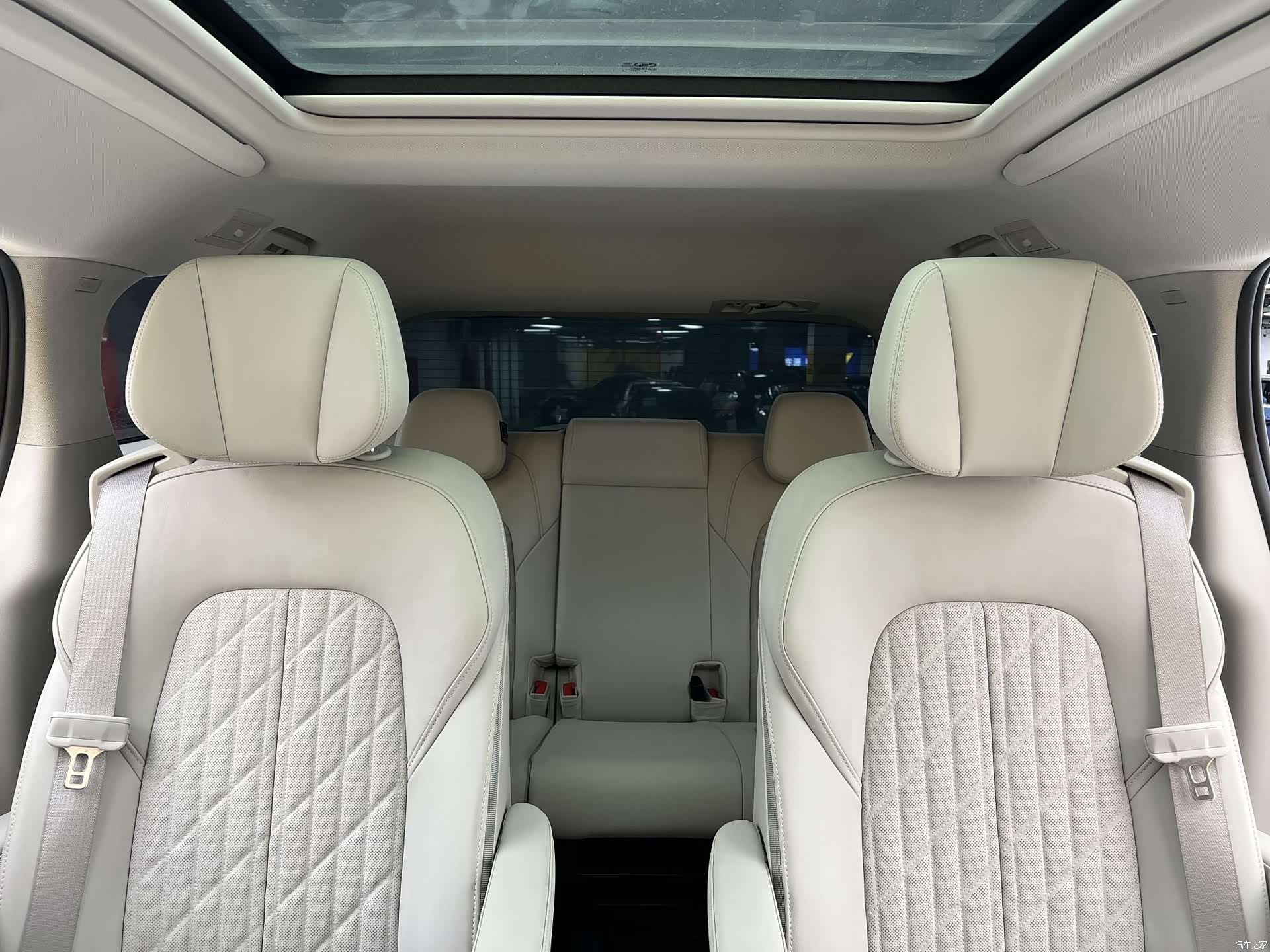 Buick GL8, 2023 8