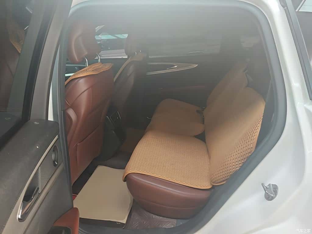 Lincoln MKX, 2017 17