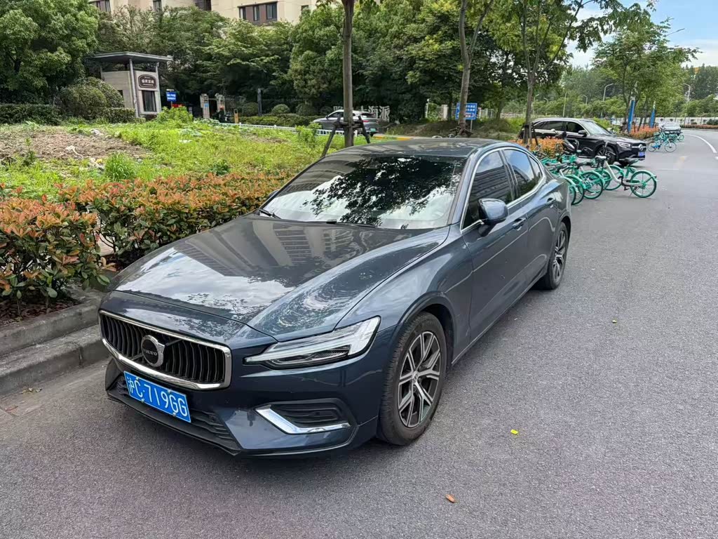 Volvo S60
