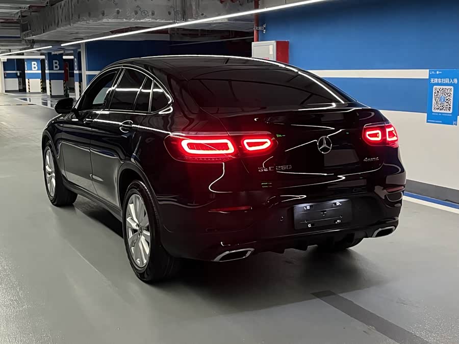 Mercedes-Benz GLC Coupe 2022, фото 9