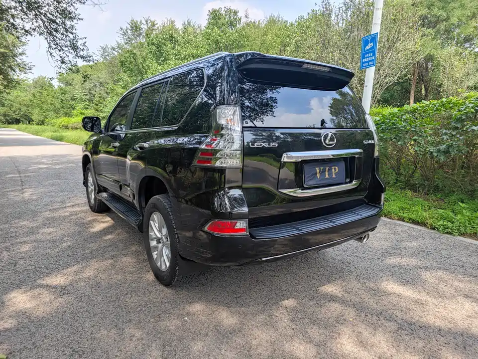 Lexus GX