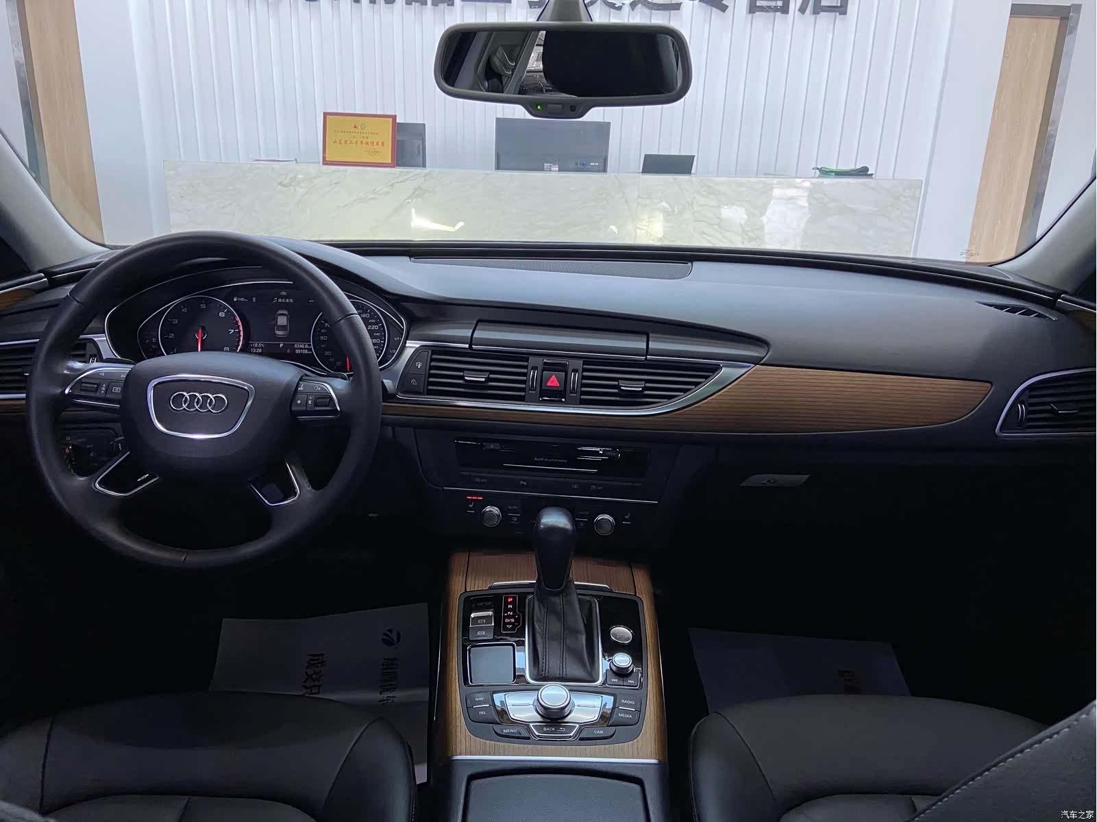 Audi A6L, 2019 8