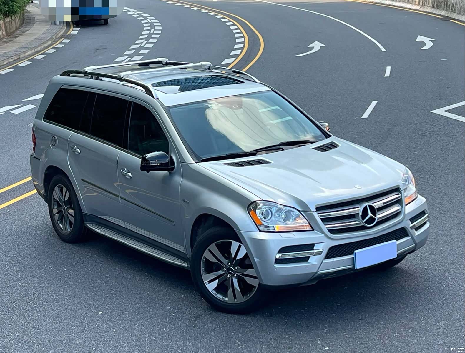 Mercedes-Benz GL-Class, 2010 3