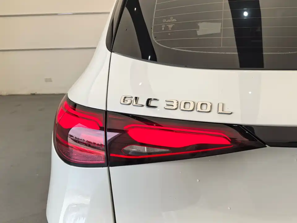 Mercedes-Benz GLC Mercedes-Benz GLC