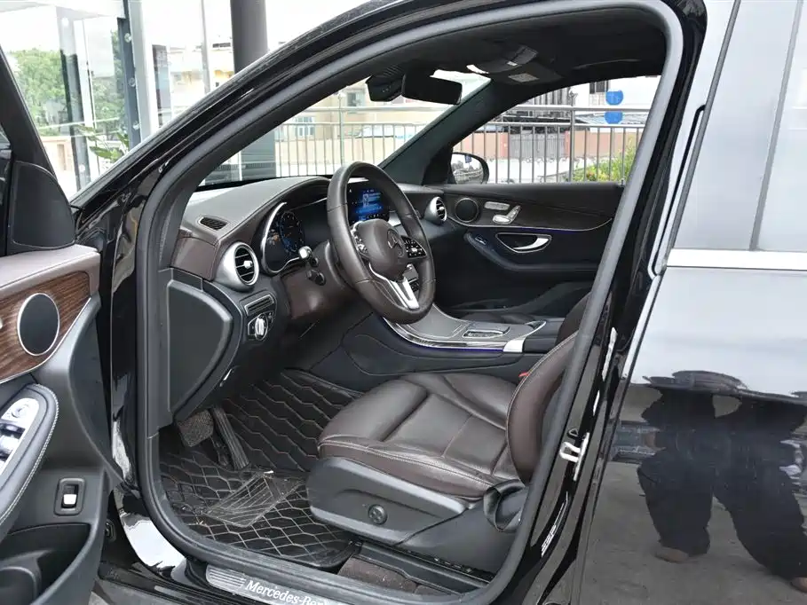 Mercedes-Benz GLC Mercedes-Benz GLC