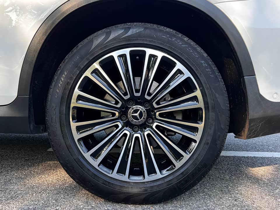 Mercedes-Benz GLC Mercedes-Benz GLC