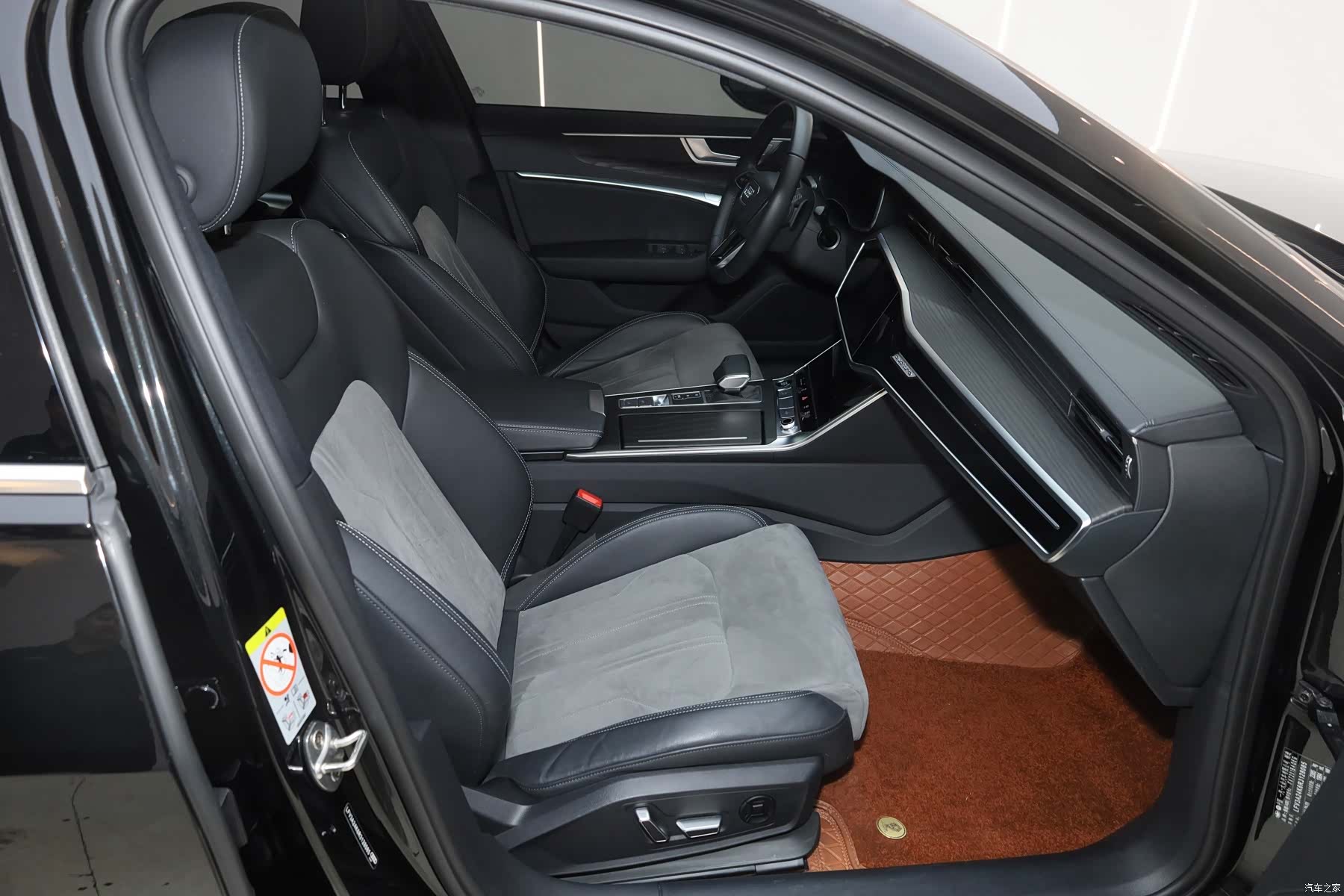 Audi A6L, 2024 19