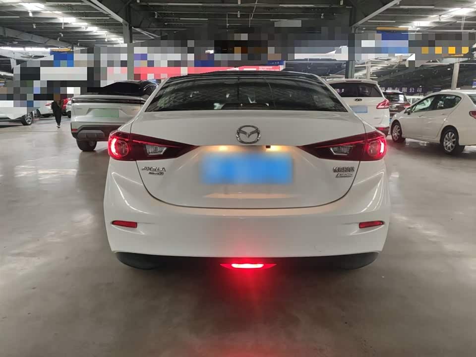 Mazda 3 Angkesaila