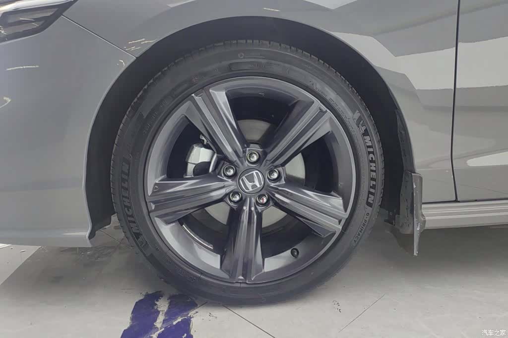 Honda Inspire, 2023 6