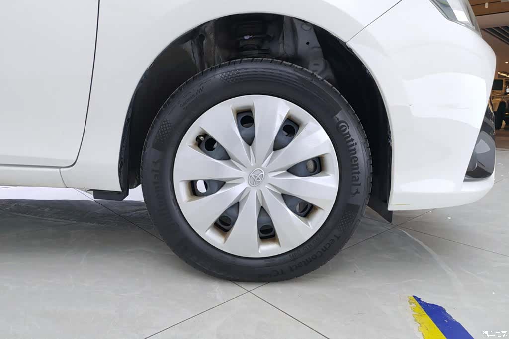 Toyota YARiS L, 2020 6